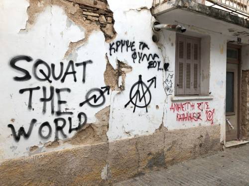 Anarchist graffiti in Ioannina, Greece