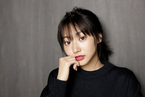 PICK UP ACTRESS 武田玲奈 | HUSTLE PRESS OFFICIAL WEB SITE