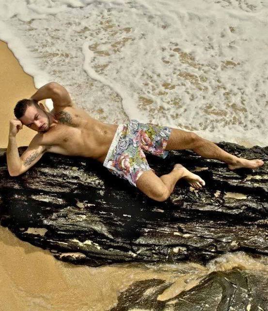 Hot Arab Males