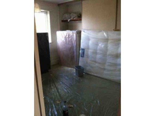 terriblerealestateagentphotos:List of reasons why a room would have to contain a bucket and be almos