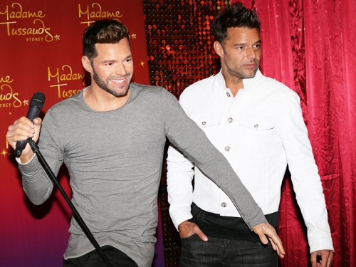 dailydoseofrickymartin: Ricky Martin looks very happy to meet his brand new wax figure at Madame Tussauds on April 30, 2015 in Sydney, Australia.