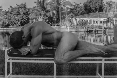 nickorotica:Ramon Hammerschmied by Tom Saint Clair “Oh…kryptonite…I feel so weak…so weak…oh…”