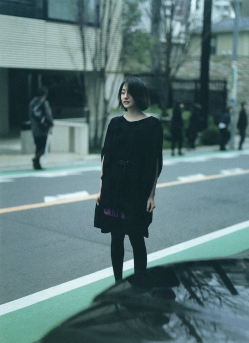 phorbidden:  momoiroclover:  PICT-UP #88  早見あかり 