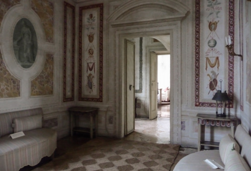 speciesbarocus:Villa Foscari. The interior of the villa is richly decorated with frescoes by Battist