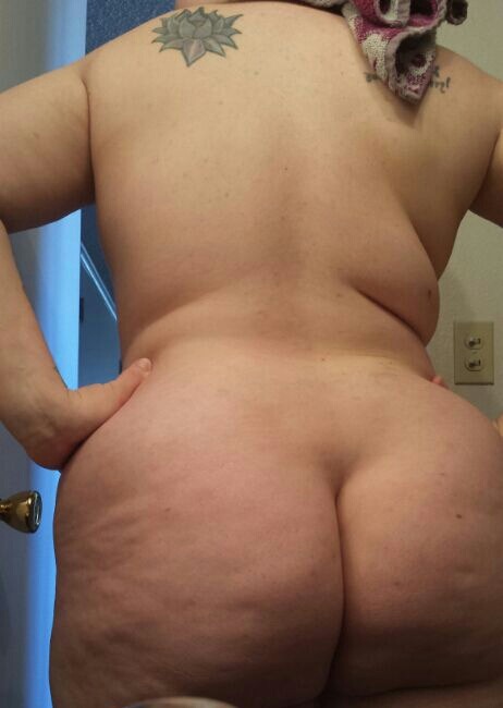 adoorhasopened:  Fresh out of the shower.