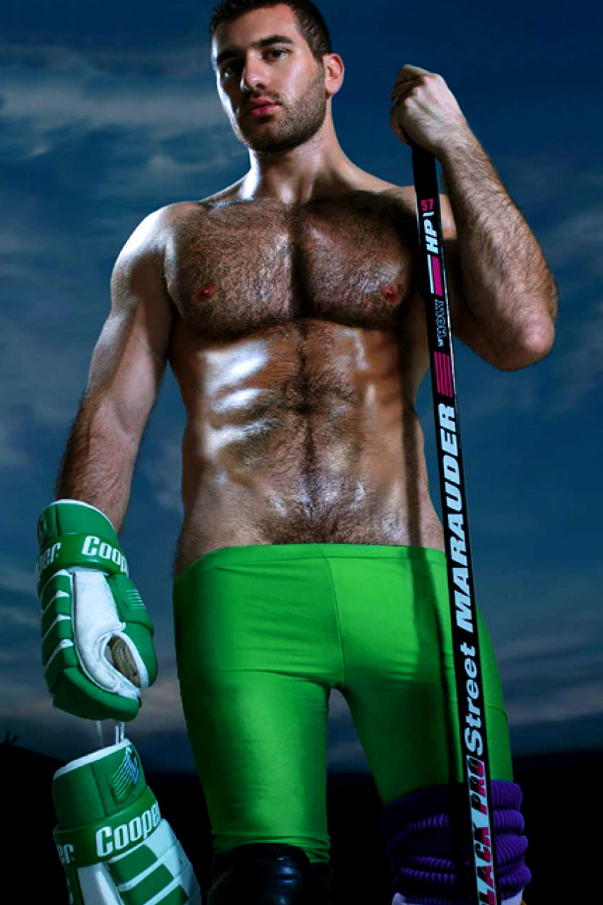 drawing-bored:  niko antonyan fuzzy.