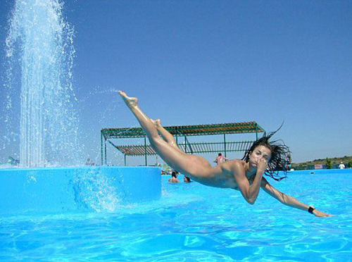 http://activegirls.tumblr.com/post/139665041058