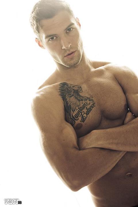 takemetobedandlosemeforever:  Matt Morgan