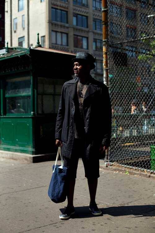 Global Street Style : Black + White Tales 01