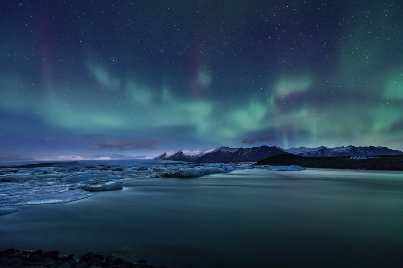 tulipnight:  Green Lagoon by Gernot Posselt