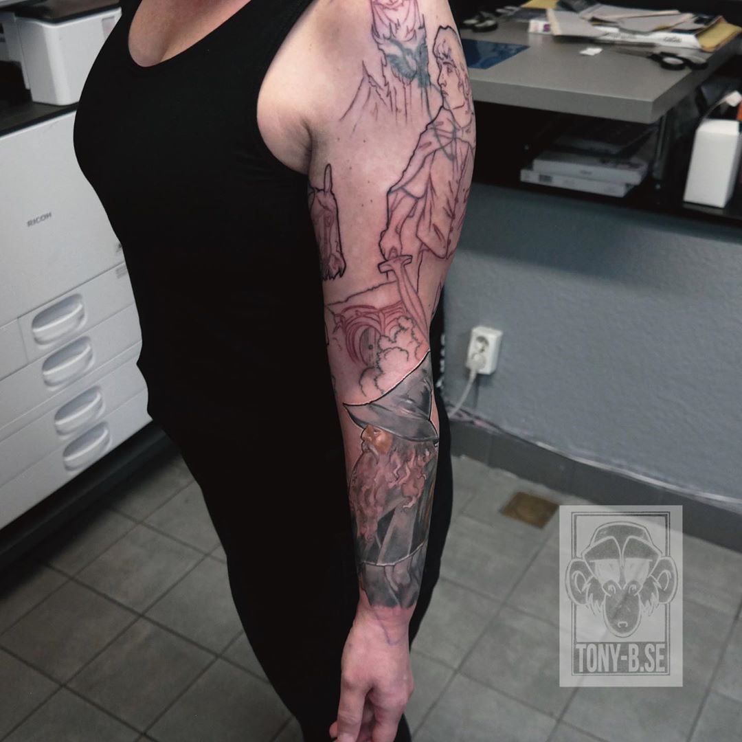 Sarah Miller  Tattoos Illustration Art  Repost worldfamousink  Lord  of the Rings sleeve HEALED by Pro Team Artist sarahmillertattoo using  worldfamousink  She is currently working on the next sleeve