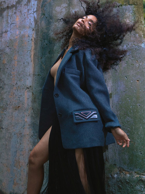 black-is-no-colour:Indya Moore, photographed by Greg Swales and styled by Anna Trevelyan for Vogue I