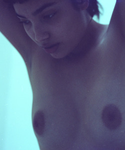 yesenialinares: Photo by Kid Hoover, 2011.