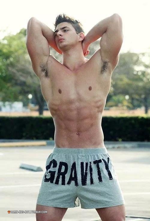 damn-hes-hot:DAMN HE’S HOT! Follow for daily pics of hot men - https://damn-hes-hot.tumblr.com/