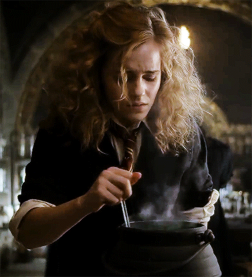 weasleygrangersource:No, the instructions specifically say to cut.EMMA WATSON as HERMIONE GRANGER in