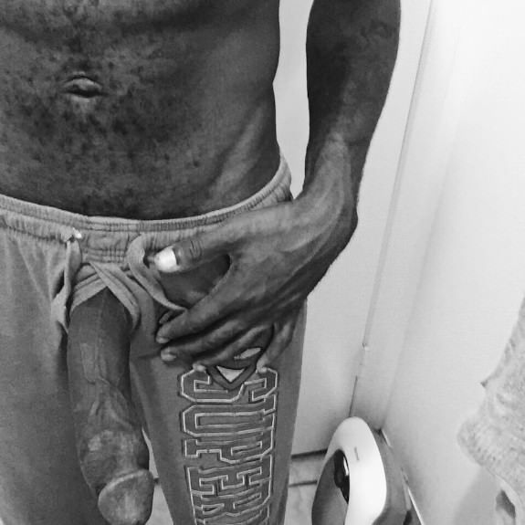 seeker310:  bigdxxk623:  babiboi07:  http://babiboi07.tumblr.com  Damn how i like