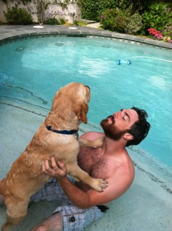 keepmywhiskeyneat:  Trying to get Vanko all the way in the pool 