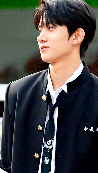 Introducing, Lee Heeseung Ethan Lee From Enhypen