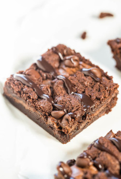 do-not-touch-my-food:    Nutella Triple Chocolate