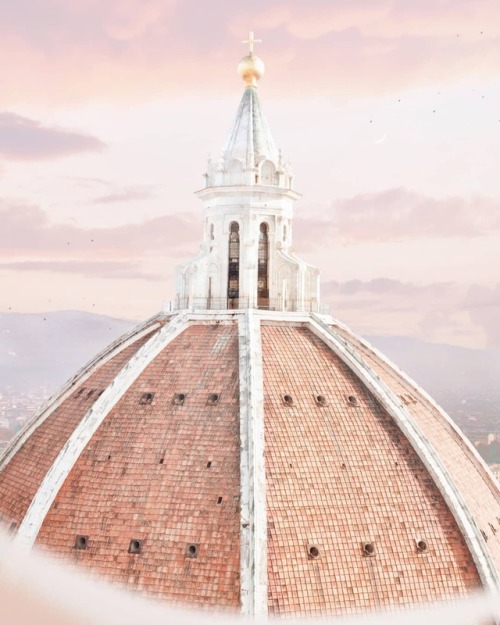 La Cattedrale di Santa Maria del Fiore, Firenze, Italia by Gabriele Colzi