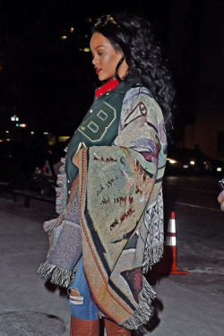 smokingsomethingwithrihanna:   Out And About In New York (Jan. 8) 