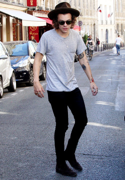 styles-malik-deactivated2014120:  Harry Styles is spotted at Cafe de Flore in Paris, France on June 21, 2014.  