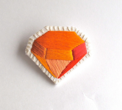 neonelephantintheroom: powervests: waylaidx: Embroidered gem brooches by An Astrid Endeavor on E