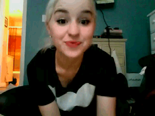 kids-n-teens-blog:  When you’re trying to make a funny face but still stay cute.