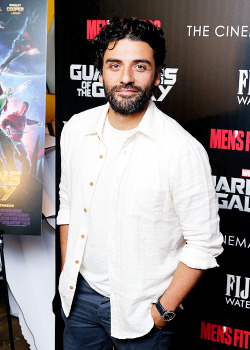 ikonicgif:  Oscar Isaac attends The Cinema