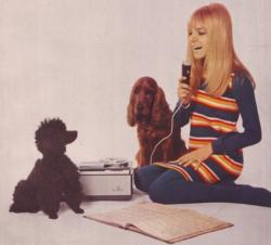 jeanjeanie61:  France Gall http://www.francegall.biz