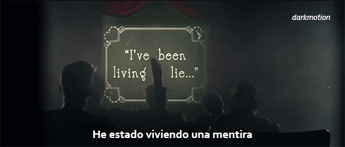 darkmotion:  A love like war - All Time Low Ft Vic Fuentes