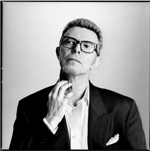 Porn getmegingerdoctor:  David Bowie + Glasses   photos