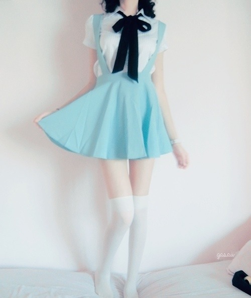 fisorojo:  Little girl. 