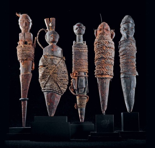 Real-life voodoo dolls.Well, that’s a little misleading: they are actually bocio, totem figures carr