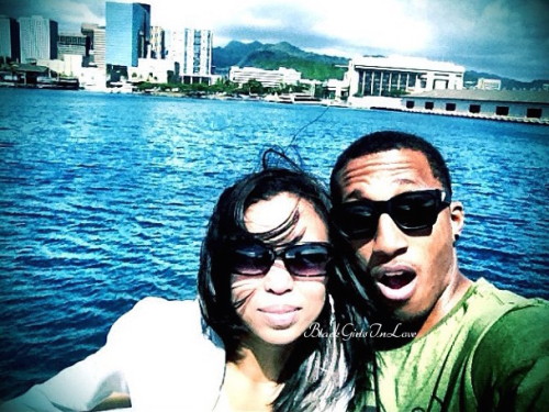 thetattedstoner:  buh-rye-yuh:  blackgirlsinlove:  Two time Grammy award winning rapper Lecrae and his family. He and his wife Darragh Moore met his senior year of high school and now have 3 beautiful children.  Lacrae is a Gospel rapper for those of