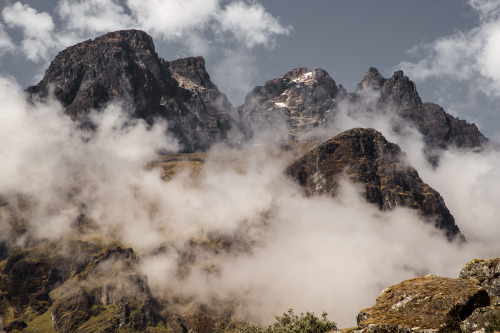 oomph feeling out of breath just looking at these photos of the hike to Huayna Potosí - basecamps st