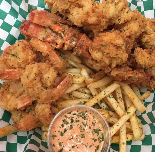 afro-arts:  charlessnackshack.com // IG: charles_snackshack  Miami, FL