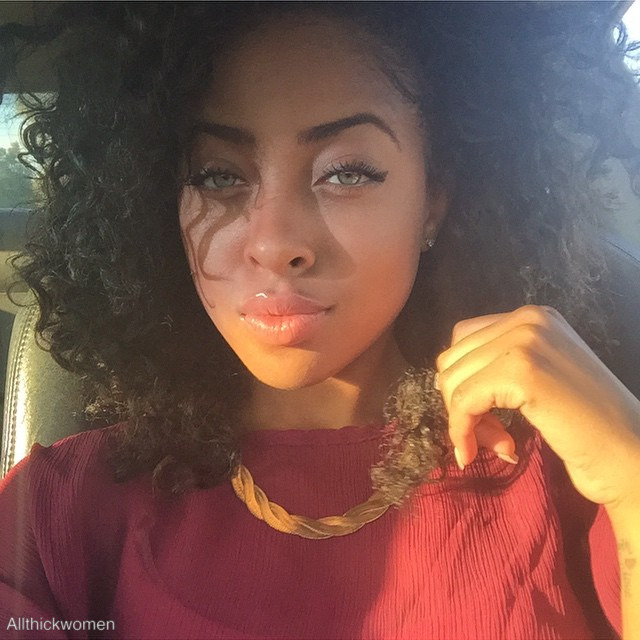 allthickwomen:  Nikayla Shéron