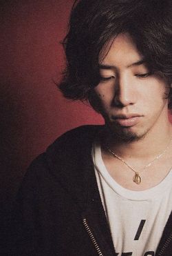 roobascooba:  one ok rock taka -