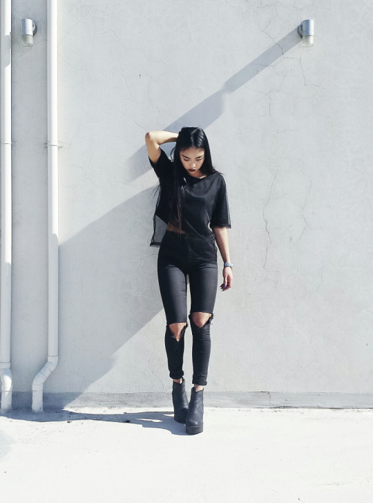 streetweargirls: FOLLOW: http://StreetwearGirls.tumblr.com 