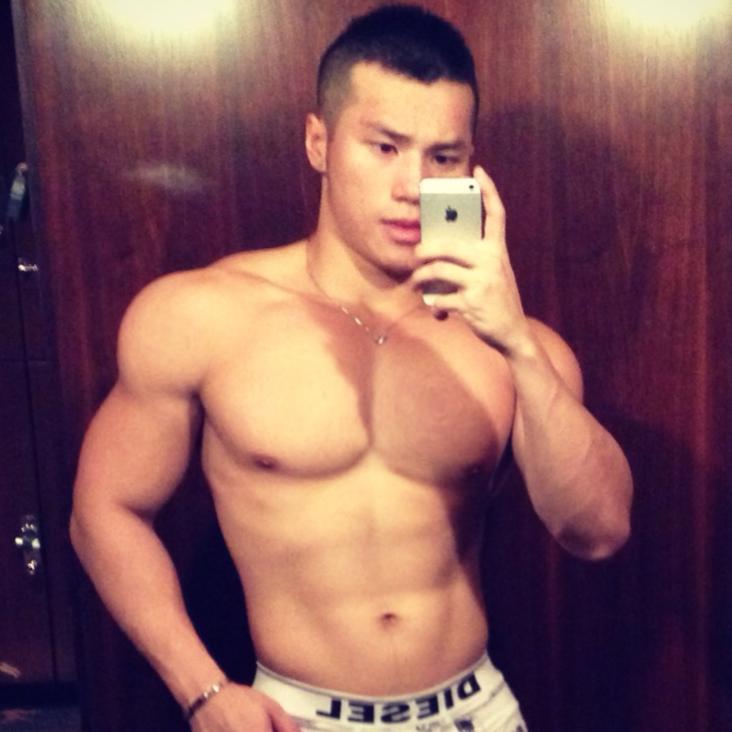 Viva!Asian hunks!