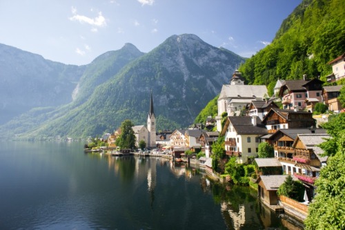 beautifuldreamtrips:  Hallstatt by michalsiu ▶️▶️ http://ift.tt/1A59o4g Follow us for more!  ▶️▶️ http://ift.tt/1B4bTry 