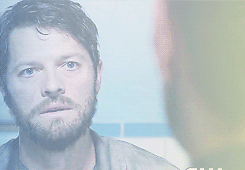 storywingstiel:  Castiel + “Hello, Dean” 