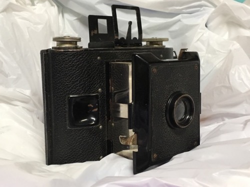 new find! this is the Agfa Ansco Clipper, the first of the brand i&rsquo;ve ever seen it&rsq