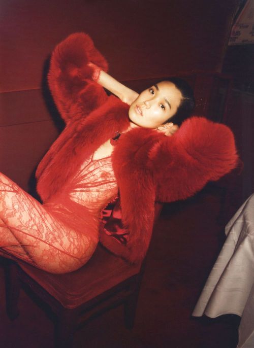 lovelostfashionfound:Tao Okamoto - Vogue Nippon November 2009