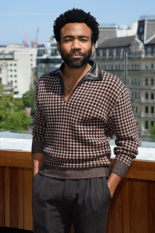 celebsofcolor:Donald Glover attends Solo: A Star Wars Story photocall on May 18, 2018 in London, Uni