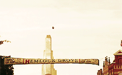 biglywolf:Hemlock Grove - Jellyfish in the skyI can go twice as hiiiiiiigh