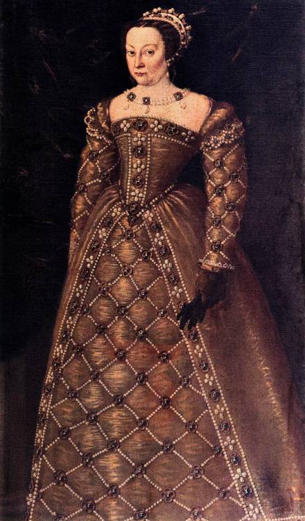 Portrait of Catherine de Medici,Queen of France by an unknown painter