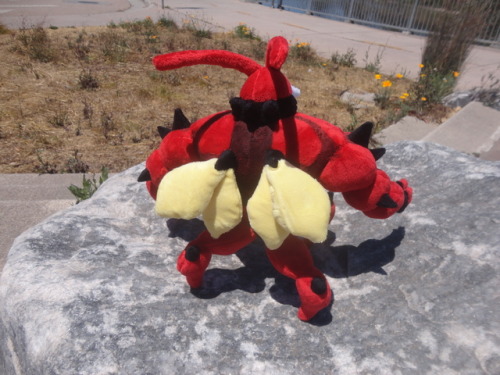 sqishyrina: Just finished making a Buzzwole plush! He took quite a while, and has a LOT of fine deta