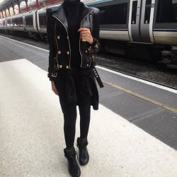 hend-alrumaihi:  Travel with me• (at Marylebone Chiltern Railways) 